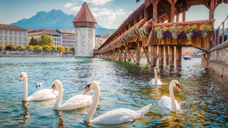 Lucerne - Vẻ đẹp mang hơi thở cổ điển