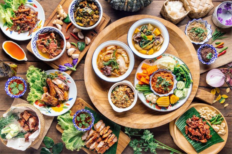 C&aacute;c m&oacute;n ăn ngon n&ecirc;n thưởng thức khi tới Th&aacute;i Lan