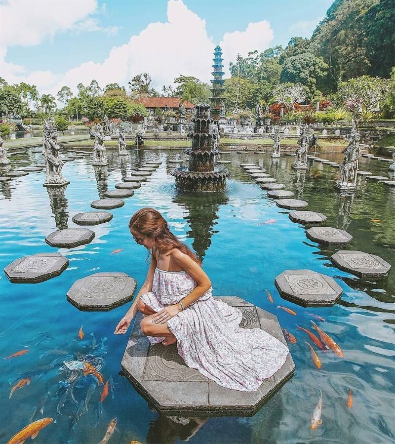 Tham quan cung điện Tirta Gangga Tham quan cung điện Tirta Gangga