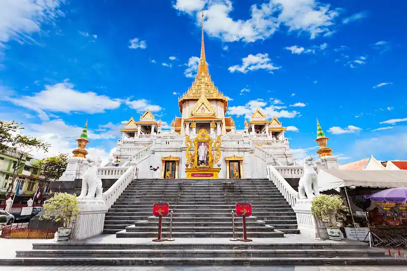 Ch&ugrave;a V&agrave;ng Th&aacute;i Lan - Điểm đến nổi tiếng bậc nhất tại Bangkok
