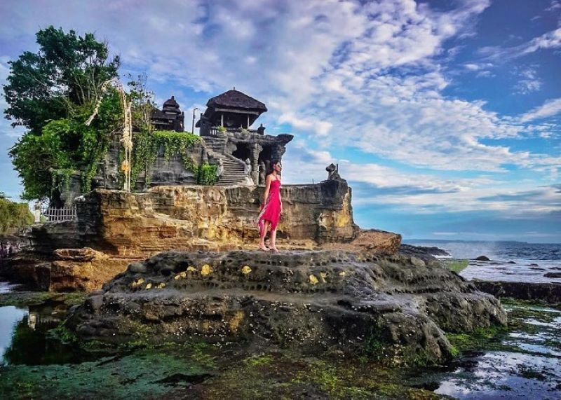 Ngôi đền linh thiêng Tanah Lot Ngôi đền linh thiêng Tanah Lot