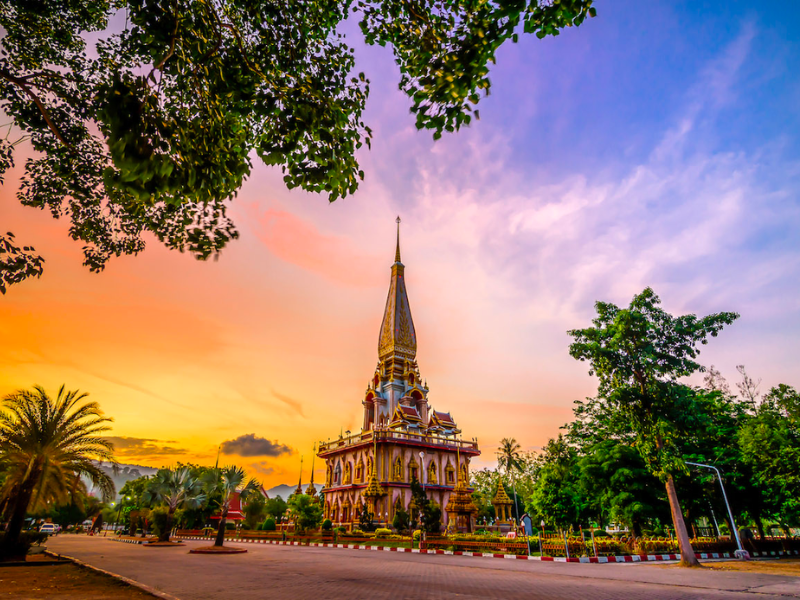 Đền Chalong Biểu tượng Phật giáo của Phuket Đền Chalong Biểu tượng Phật giáo của Phuket