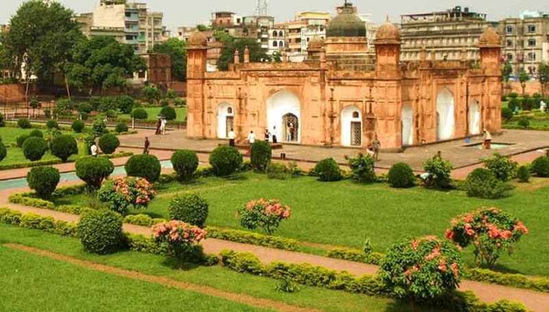 Những thuận lợi v&agrave; kh&oacute; khăn khi tới Bangladesh du lịch hoặc sinh sống