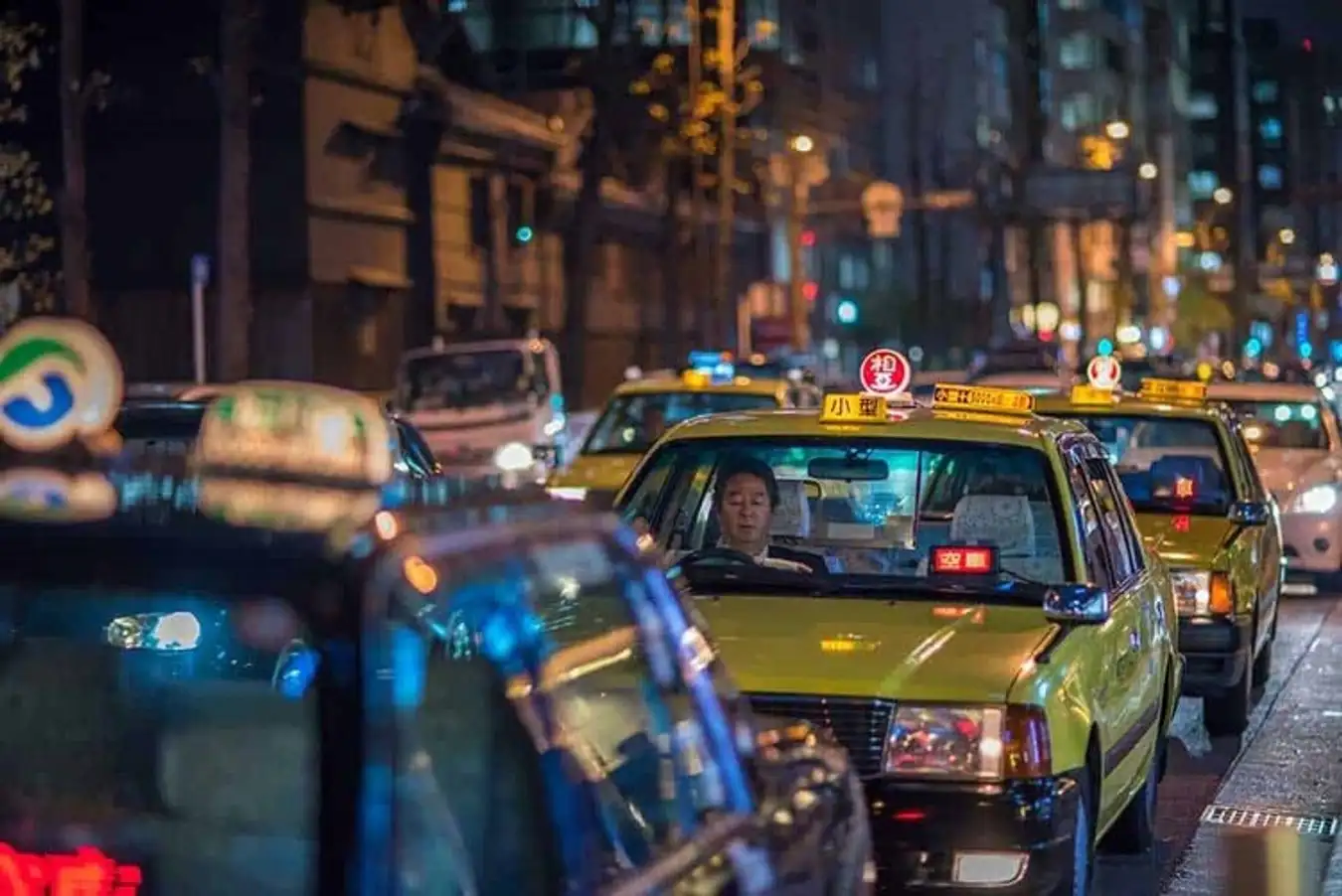 Phương tiện di chuyển tại thành phố Osaka Phương tiện di chuyển tại thành phố Osaka