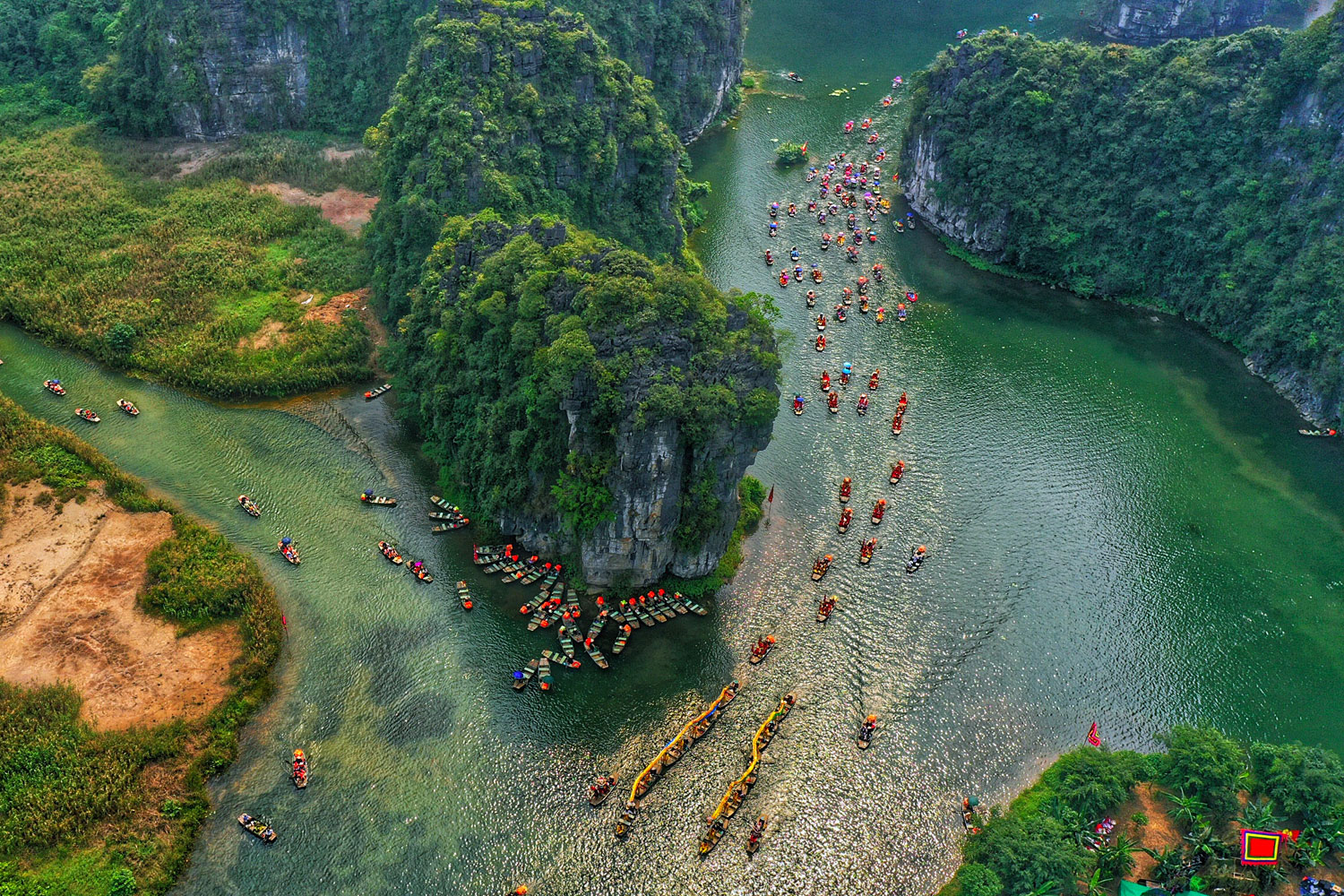 Ninh Bình sở hữu vẻ đẹp tuyệt sắc, nên thơ Ninh Bình sở hữu vẻ đẹp tuyệt sắc, nên thơ