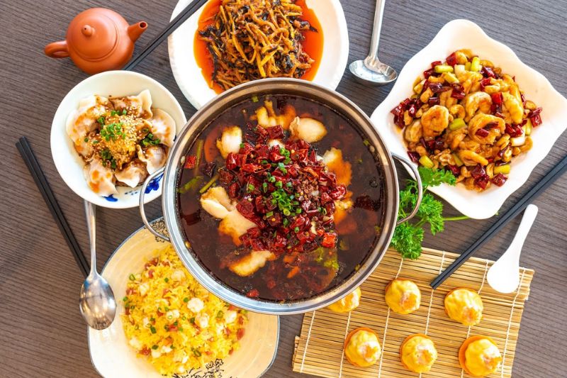 Ăn g&igrave; khi đến Tr&ugrave;ng Kh&aacute;nh