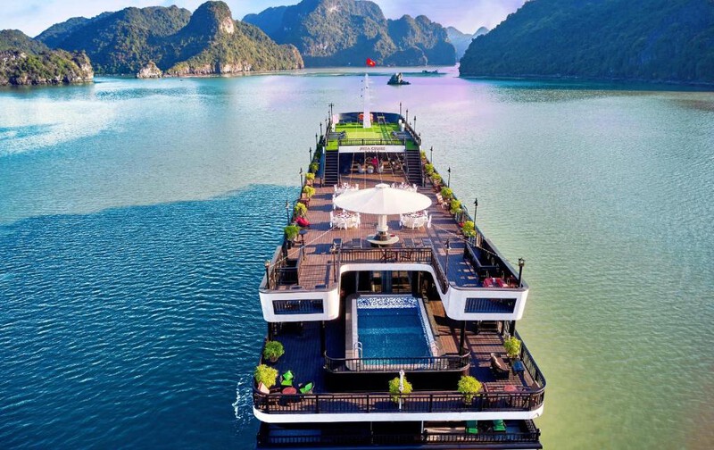 Trải nghiệm đẳng cấp tại tour du lịch du thuyền Vịnh Lan Hạ Trải nghiệm đẳng cấp tại tour du lịch du thuyền Vịnh Lan Hạ