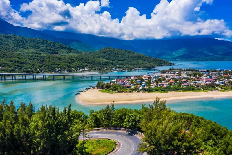 Bãi biển Lăng Cô Bãi biển Lăng Cô