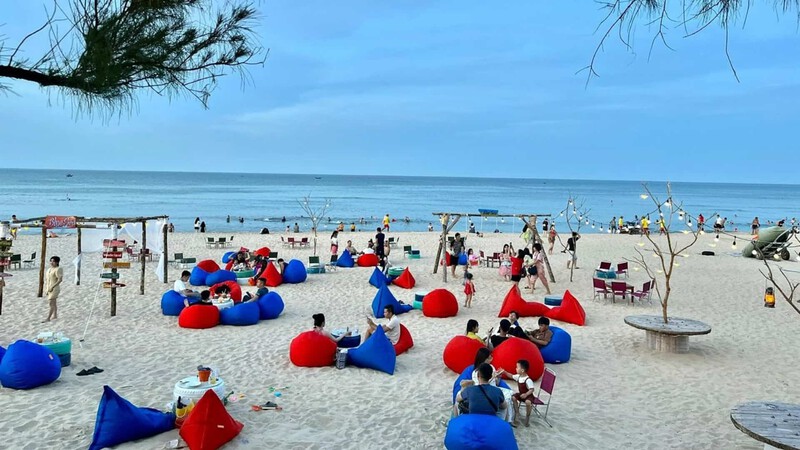 Bãi biển Nhật Lệ, Quảng Bình Bãi biển Nhật Lệ, Quảng Bình