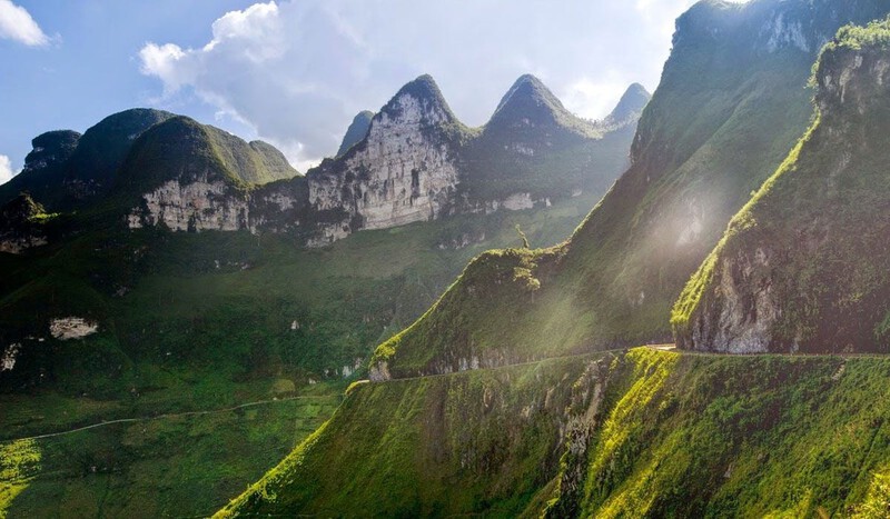 D&atilde;y n&uacute;i Nghi&ecirc;u Sơn Lĩnh