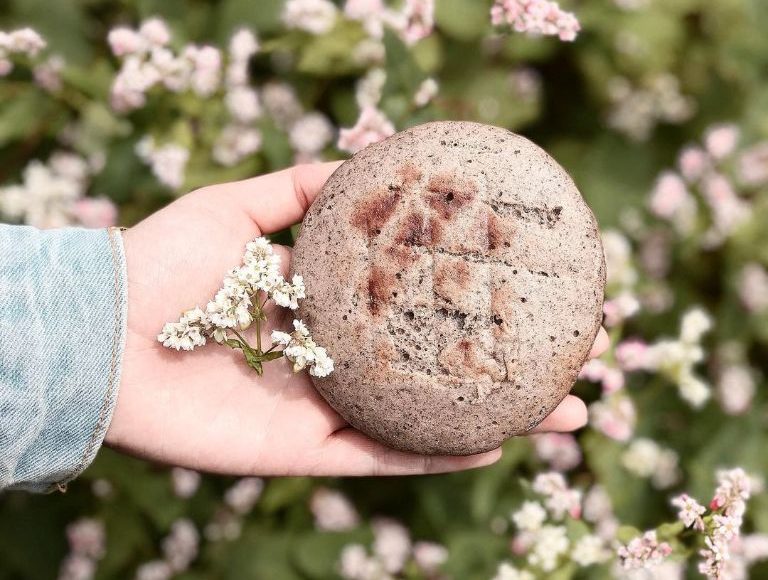 Bánh tam giác mạch - Món ăn gắn liền với người dân Hà Giang Bánh tam giác mạch - Món ăn gắn liền với người dân Hà Giang