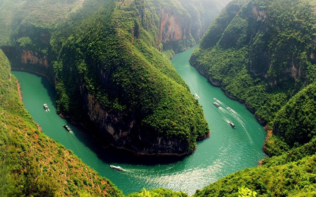 Màu xanh ngọc trong vắt của sông Nho Quế Gợi ý một vài món ăn đặc sản tại ca Màu xanh ngọc trong vắt của sông Nho Quế Gợi ý một vài món ăn đặc sản tại ca