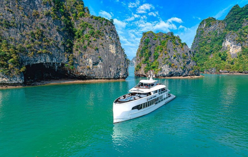 Trải nghiệm đầy tiện nghi với các du thuyền 4 sao Trải nghiệm đầy tiện nghi với các du thuyền 4 sao