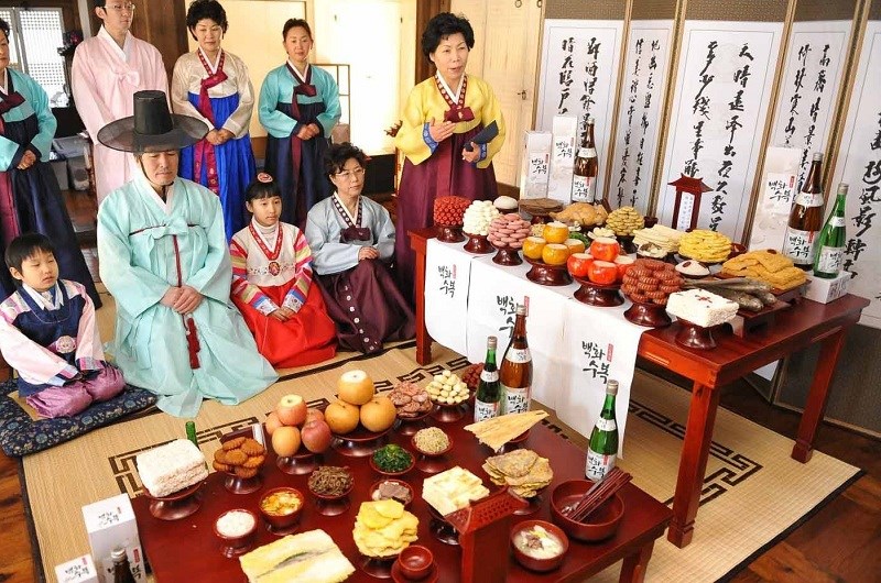 Lễ hội Chuseok - Trung thu là dịp quan trọng nhất trong năm ở Hàn Quốc Lễ hội Chuseok - Trung thu là dịp quan trọng nhất trong năm ở Hàn Quốc