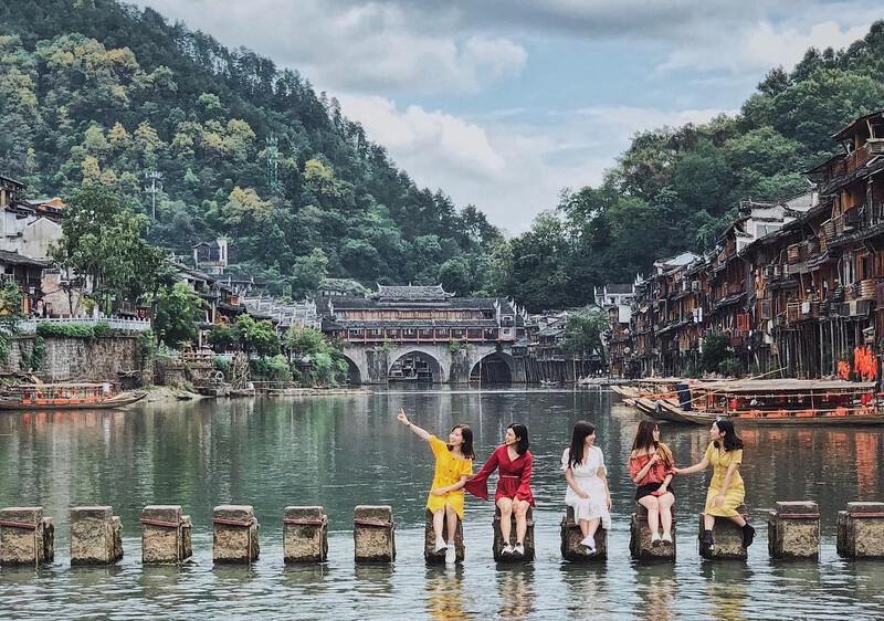 Book tour du lịch Trung Quốc tại Vnbuy để c&oacute; chuyến du lịch m&ugrave;a thu trọn vẹn