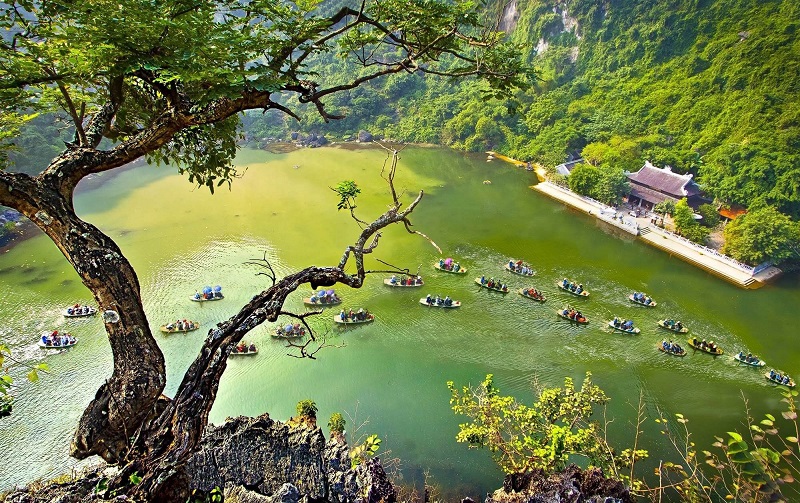 Khám phá vùng đất Ninh Bình non nước hữu tình Khám phá vùng đất Ninh Bình non nước hữu tình