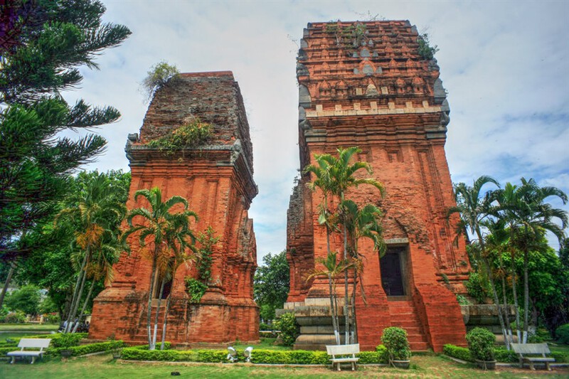 Tháp đôi Quy Nhơn Tháp đôi Quy Nhơn
