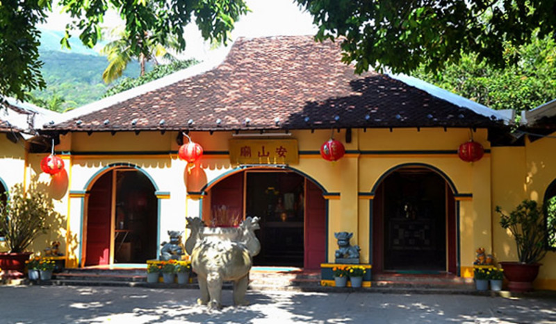 Miếu B&agrave; Phi Yến