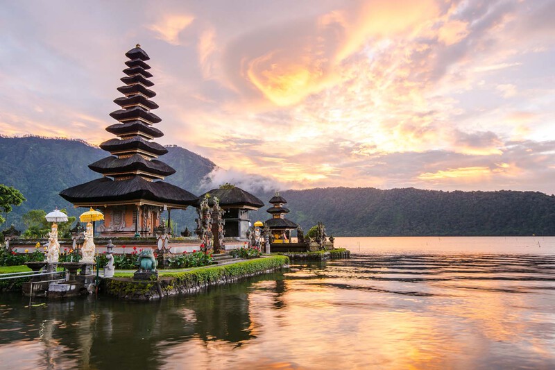 Bali có nhiều điểm du lịch thiêng liêng Bali có nhiều điểm du lịch thiêng liêng