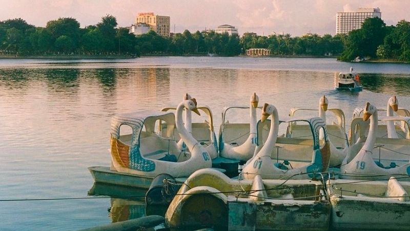 Công viên Thống Nhất chiều thu Công viên Thống Nhất chiều thu