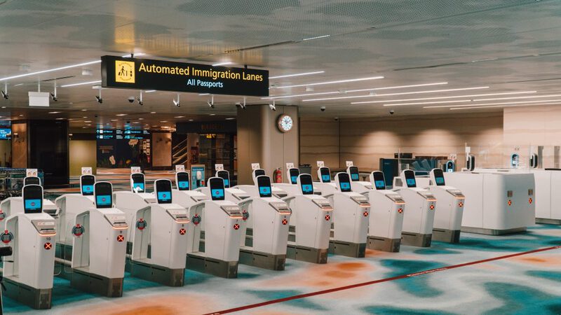 Hệ thống nhập cảnh hiện đại tại sân bay Singapore Hệ thống nhập cảnh hiện đại tại sân bay Singapore