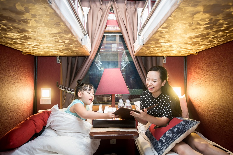 T&agrave;u cao cấp H&agrave; Nội - L&agrave;o Cai