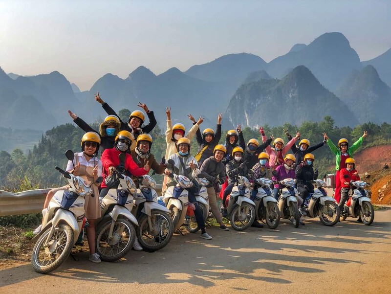 Thu&ecirc; phương tiện di chuyển tại điểm du lịch