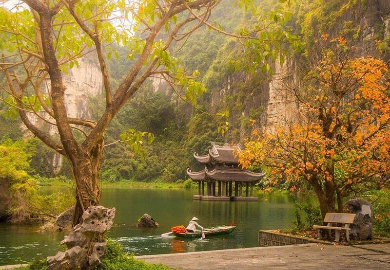 Tr&agrave;ng An - Di sản văn h&oacute;a v&agrave; thi&ecirc;n nhi&ecirc;n thế giới