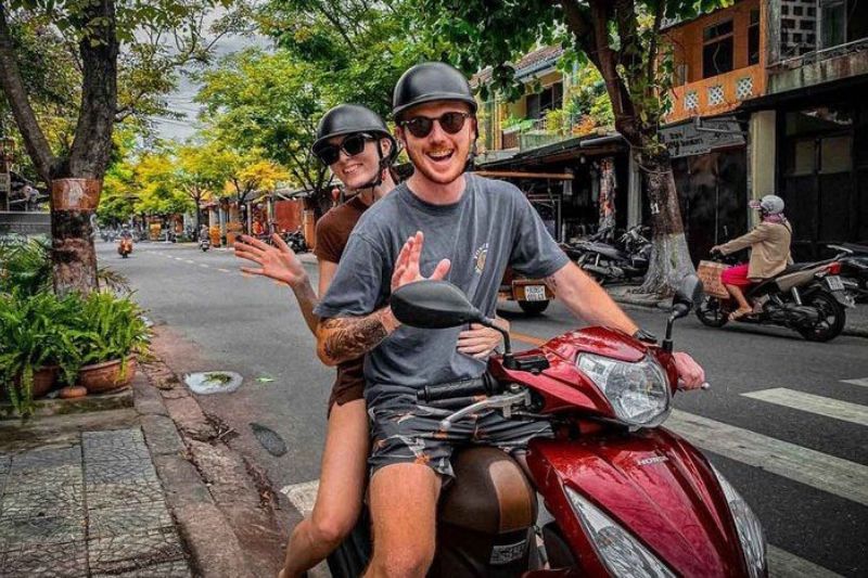 Thuê xe máy trực tiếp ở gần sân bay Thuê xe máy trực tiếp ở gần sân bay