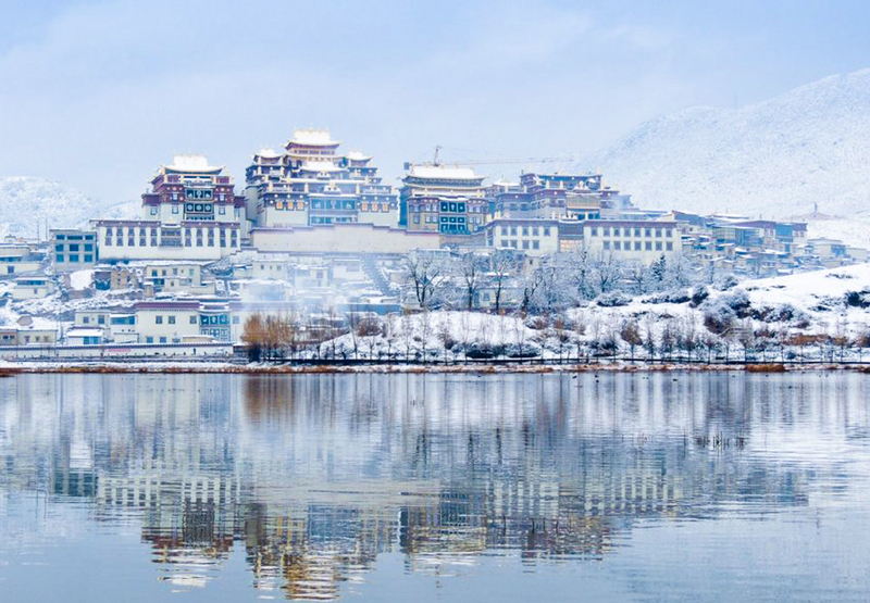 Cung điện Potala huyền thoại vào mùa đông Cung điện Potala huyền thoại vào mùa đông