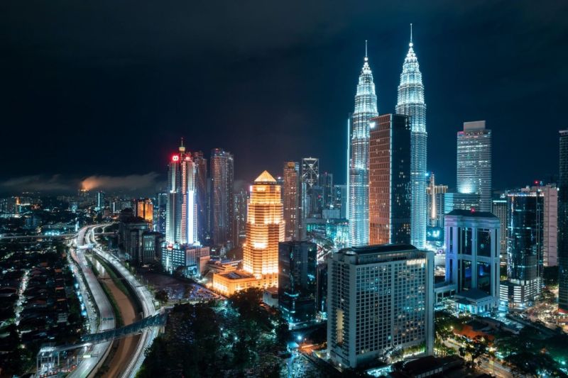 V&eacute; m&aacute;y bay đi Malaysia gi&aacute; tốt nhất tại Vnbuy