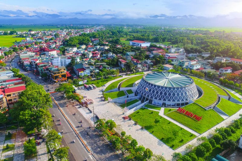 N&ecirc;n đặt v&eacute; du lịch Điện Bi&ecirc;n khi n&agrave;o?