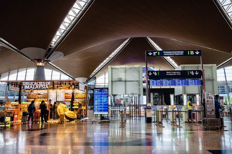 S&acirc;n bay Kuala Lumpur l&agrave; s&acirc;n bay c&oacute; quy m&ocirc; rộng nhất ở Malaysia