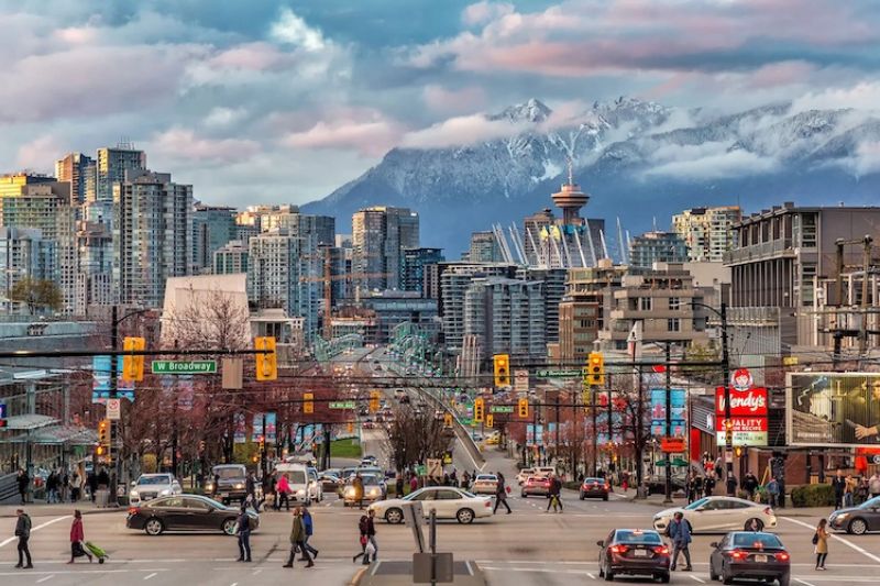 Vancouver l&agrave; một trong những điểm đến ưa th&iacute;ch của du kh&aacute;ch Việt