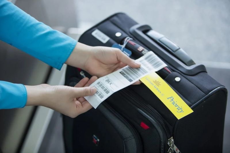 Hành khách có thể dễ dàng mua thêm kiện hành lý Vietnam Airlines Hành khách có thể dễ dàng mua thêm kiện hành lý Vietnam Airlines