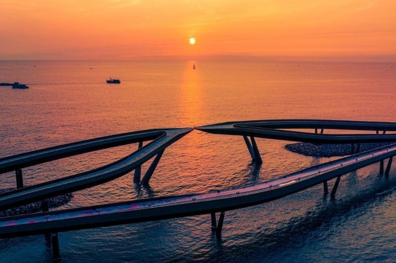 Cầu H&ocirc;n tại Sunset Town, ph&iacute;a Nam đảo Ph&uacute; Quốc