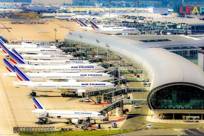 S&acirc;n bay Charles de Gaulle