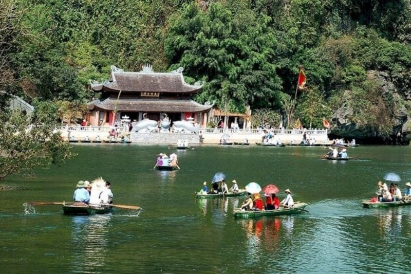 Du xuân Chùa Hương Du xuân Chùa Hương