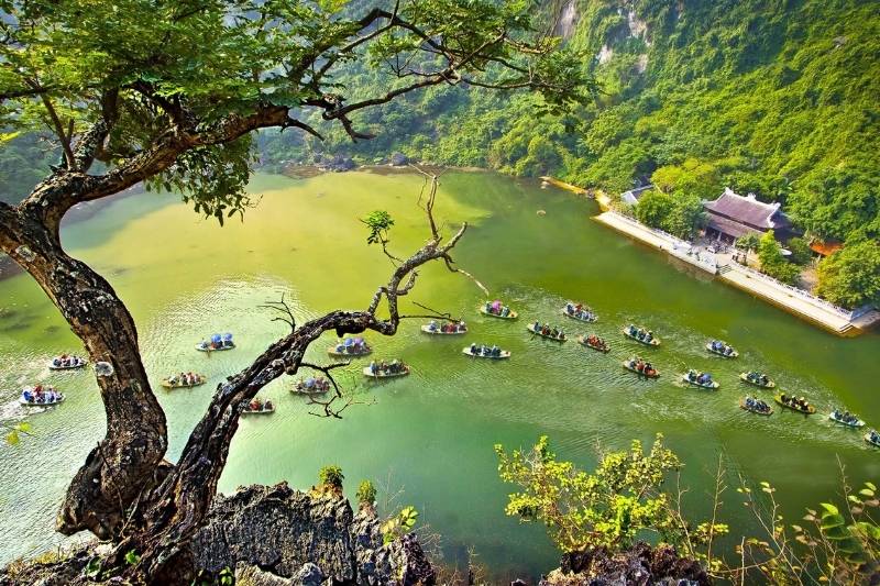 Du xu&acirc;n kết hợp v&atilde;n cảnh&nbsp;B&aacute;i Đ&iacute;nh - Tr&agrave;ng An