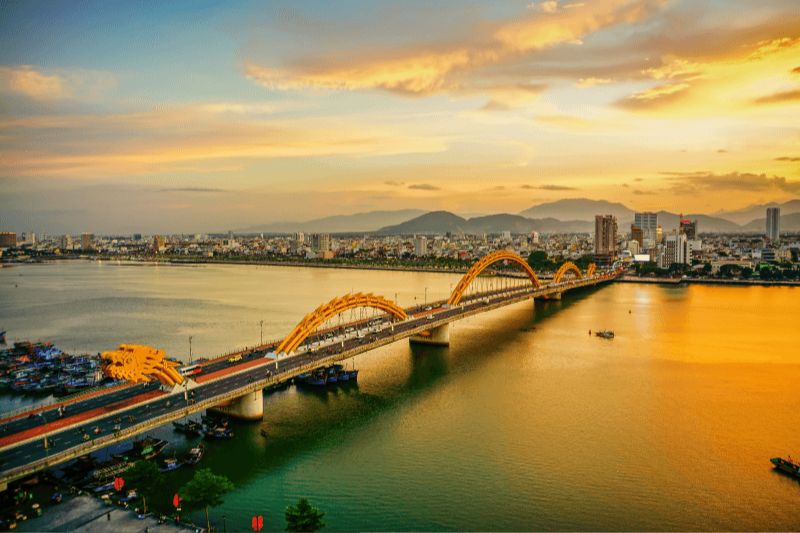 Giá vé máy bay Hà Nội - Đà Nẵng dịp 30/4 Giá vé máy bay Hà Nội - Đà Nẵng dịp 30/4
