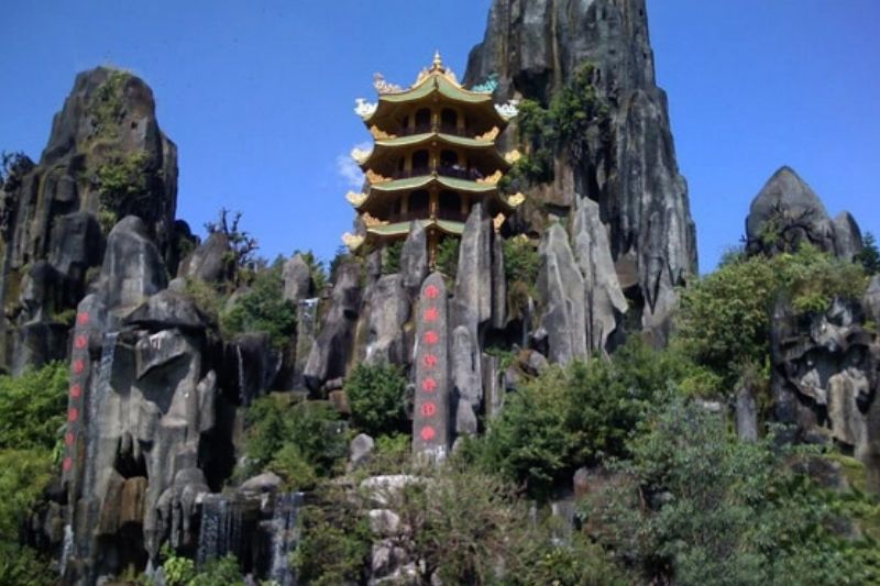 Điểm đến linh thiêng - Ngũ Hành Sơn Điểm đến linh thiêng - Ngũ Hành Sơn