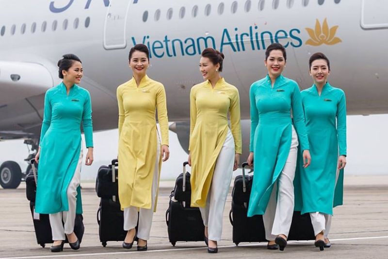 Đội ngũ tiếp viên hàng không Đội ngũ tiếp viên hàng không