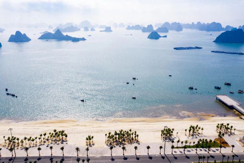 Bãi biển Bãi Cháy Bãi biển Bãi Cháy