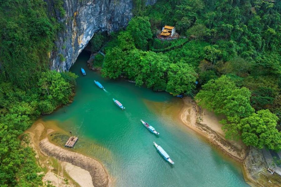 Tour du lịch biển Quảng B&igrave;nh trọn g&oacute;i tại Vnbuy