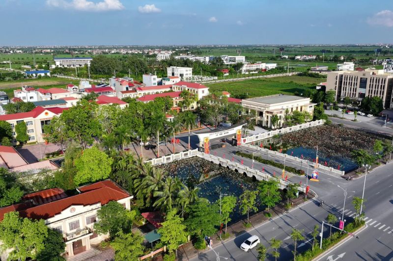 Ph&uacute; Xuy&ecirc;n, H&agrave; Nội