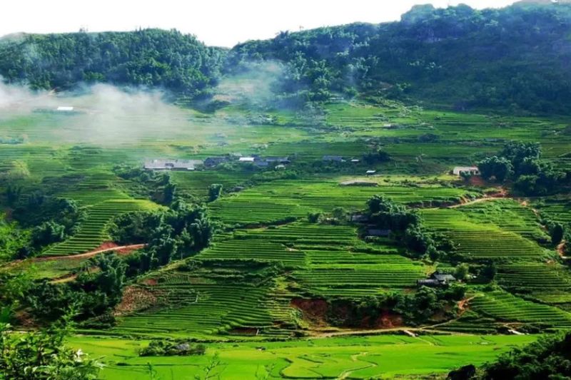 Khám phá mảnh đất núi rừng Tây Bắc - Sơn La Khám phá mảnh đất núi rừng Tây Bắc - Sơn La