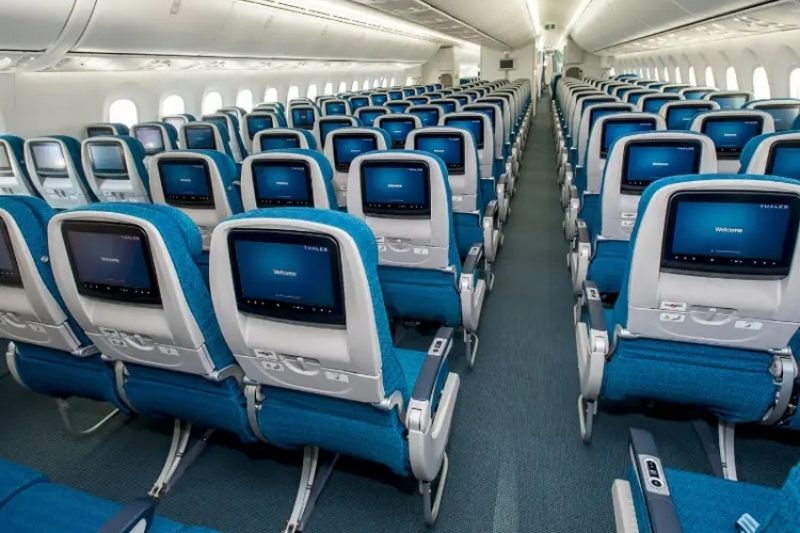 Hạng Phổ thông trên tàu bay Boeing 787 của Vietnam Airlines Hạng Phổ thông trên tàu bay Boeing 787 của Vietnam Airlines