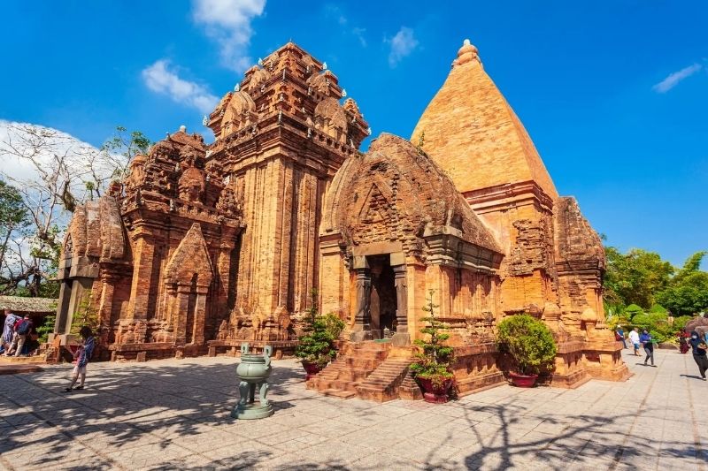 Tháp Bà Ponagar Tháp Bà Ponagar