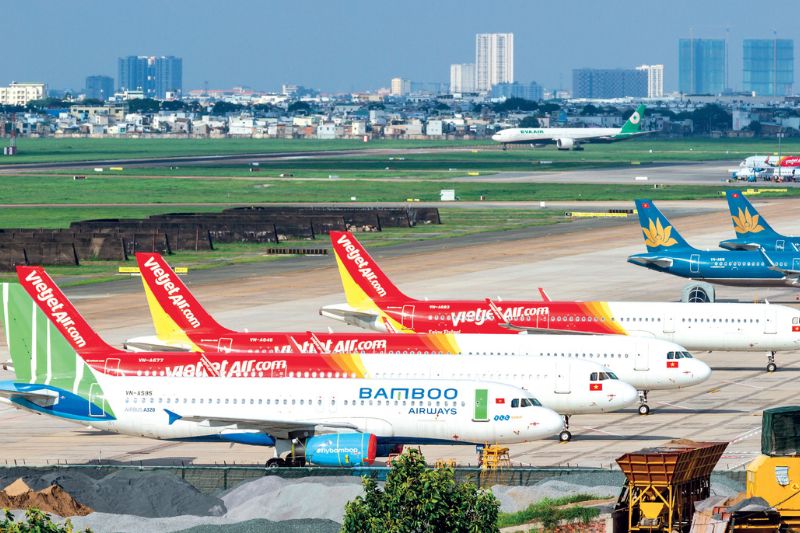 C&aacute;c h&atilde;ng bay đến S&agrave;i G&ograve;n như Vietnam Airlines, Bamboo Airways, Vietjet, Vietravel Airlines